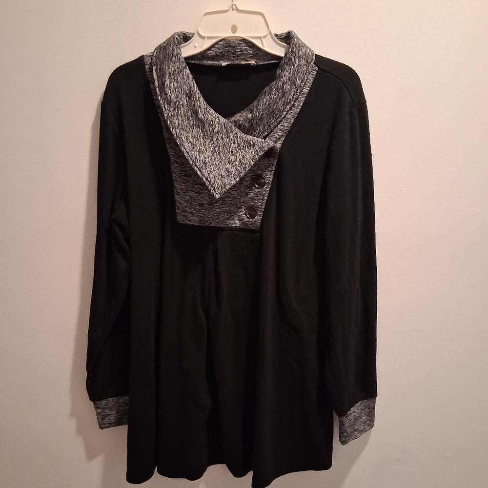 Black and Gray Cowl Neck Sweater Women's Size XXL